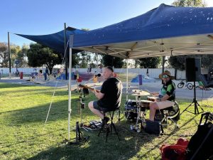 Big4 Swan Hill Caravan Park Local Band YUAsk play on Melb Cup Long Weekend