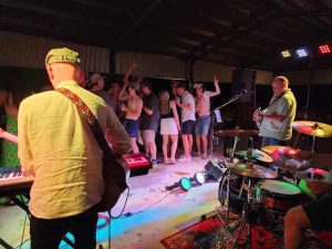 Private 21st Birthday Function at Moulamein Racecourse | YUAsk band